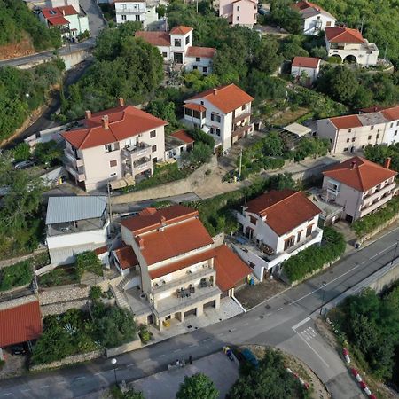 Apartman Marina 瓦比尼科 外观 照片